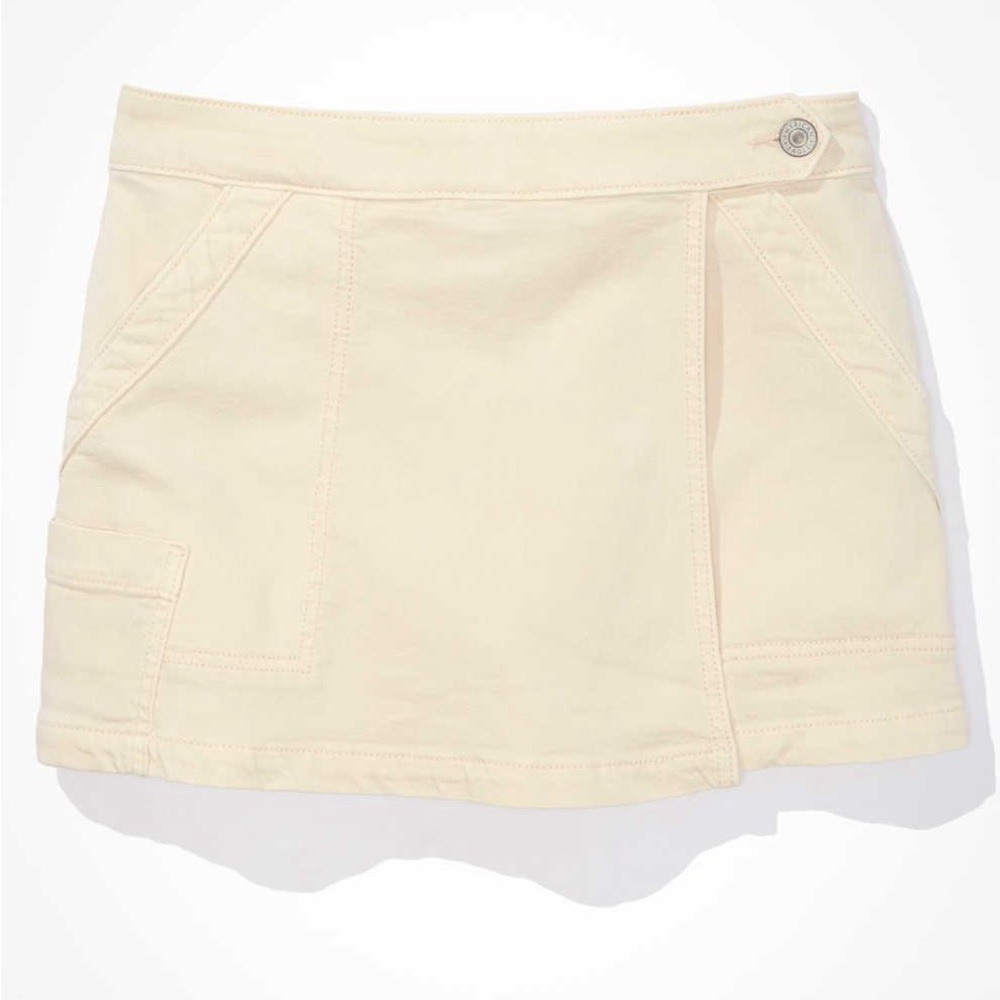 Cream High-Waisted Mini Skort
